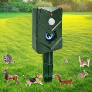 Ultrasonic Cat Scarer for Gardens – Waterproof Battery-Powered Animal Repellent with Adjustable Sensitivity for Cats, Foxes, Dogs, Squirrels, Moles & Rodents